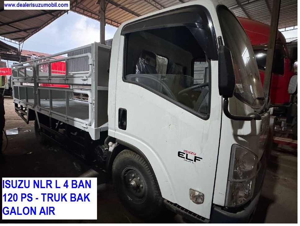 TRUK GALON AIR ISUZU NLR 4 BAN
