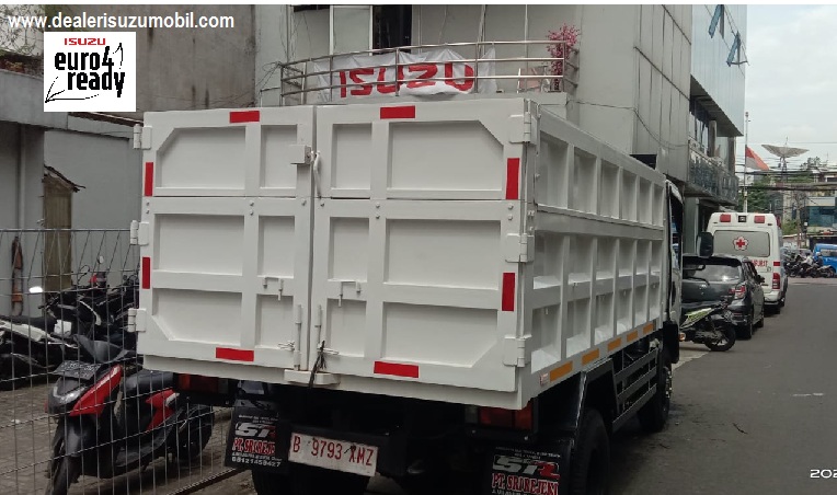 DUMP TRUK ANGKUTAN SAWIT ISUZU NMR DUMP TRUK ANGKUTAN SAWIT ISUZU NMR