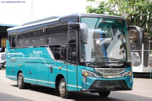 Medium Bus Isuzu NQR B 150 PS