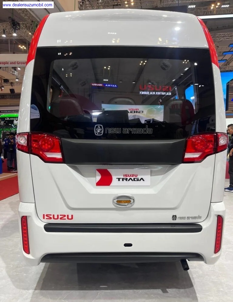 isuzu traga minibus buritan isuzu traga minibus buritan