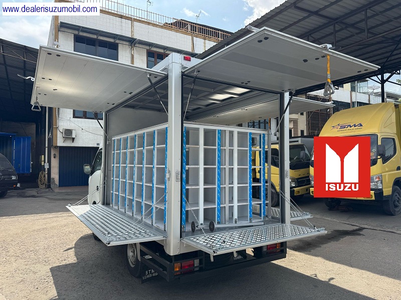 mobil MBG Isuzu Traga Box alumunium mobil MBG Isuzu Traga Box alumunium