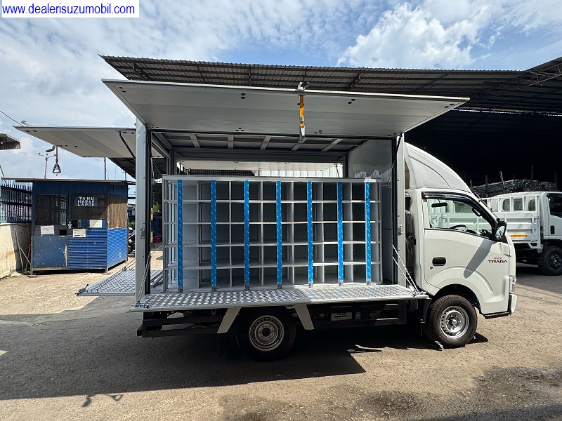 Mobil Makan Bergizi Gratis Isuzu TRAGA Box MBG euro 4 Mobil Makan Bergizi Gratis Isuzu TRAGA Box MBG euro 4