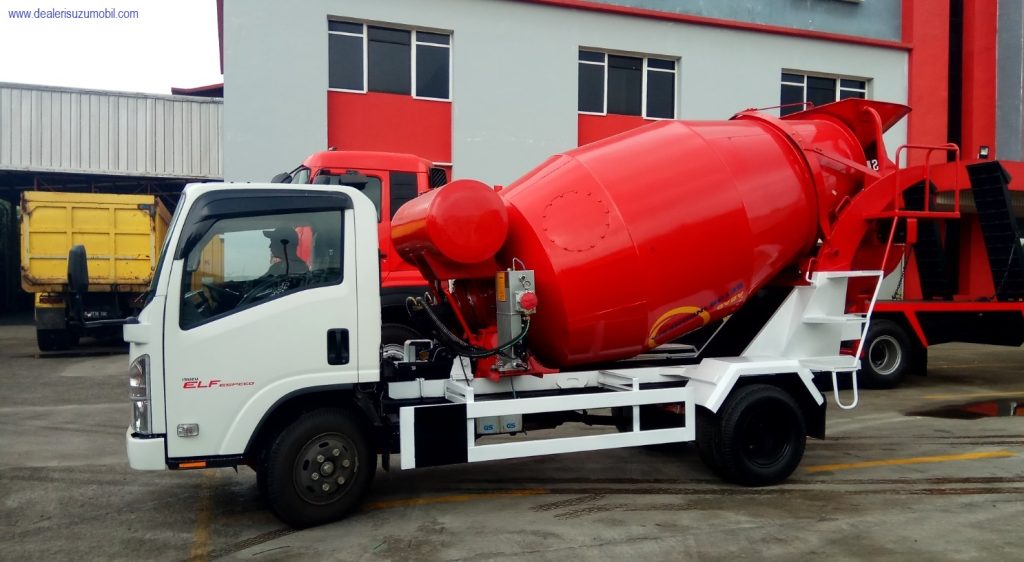 Isuzu NMR HD 6,5 aplikasi Mixer 3 kubik