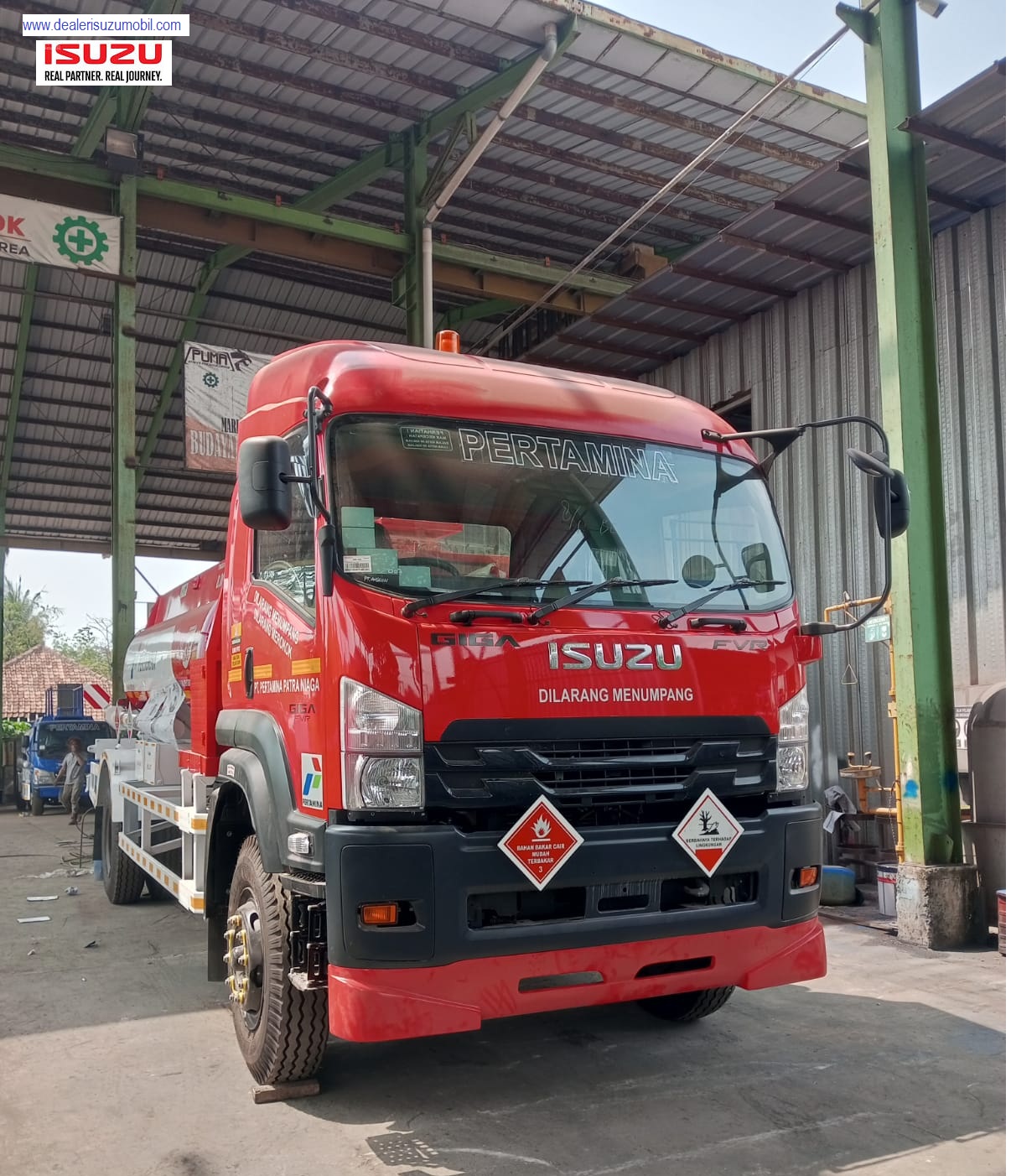 Isuzu Giga FVR P 245 PS Aplikasi Tangki BBM 8 KL Patra Niaga