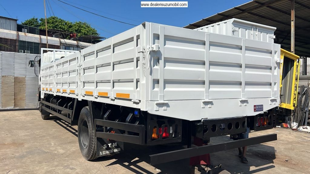 Bak Besi terbuka Isuzu Giga FTR T