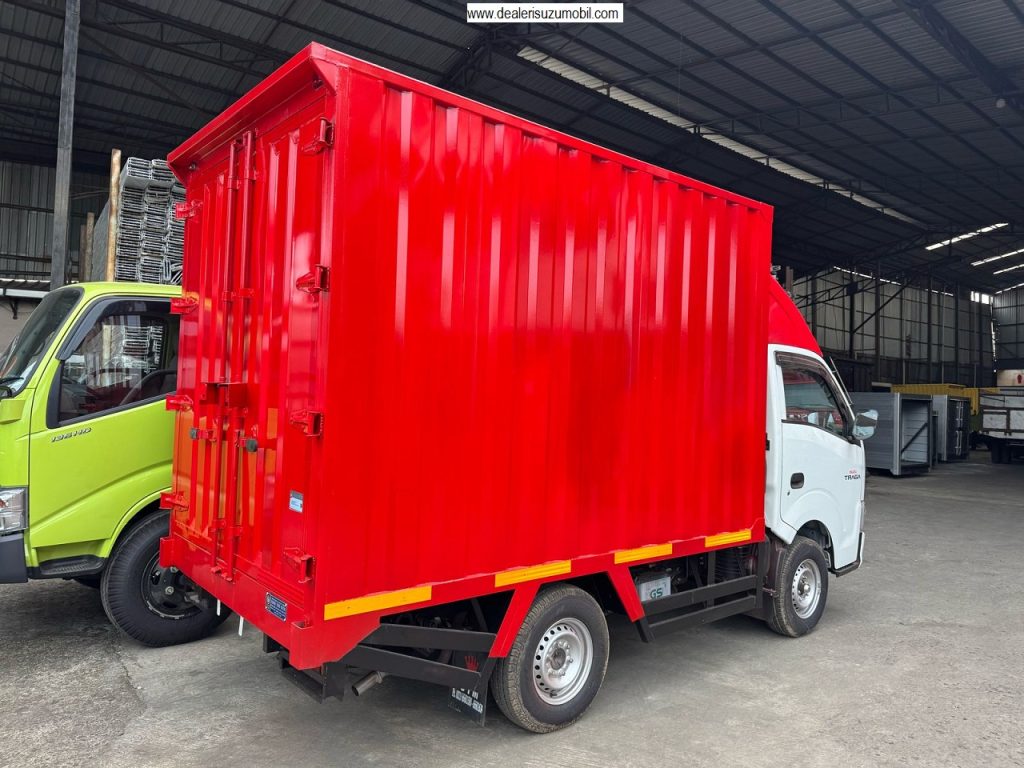 BOX JUMBO TRAGA BAGIAN BELAKANG