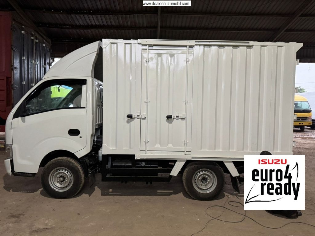 Box besi isuzu traga dengan pintu samping