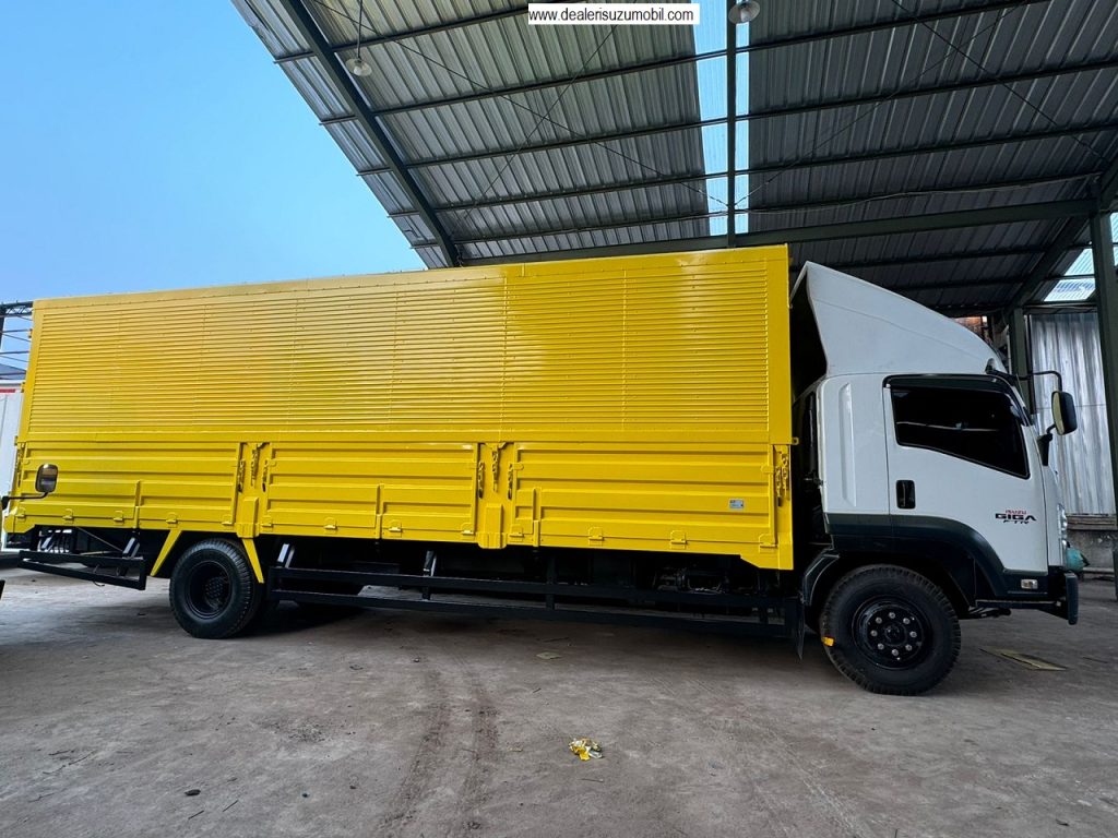 ISUZU GIGA FTR T 210 PS APLIKASI WING BOX