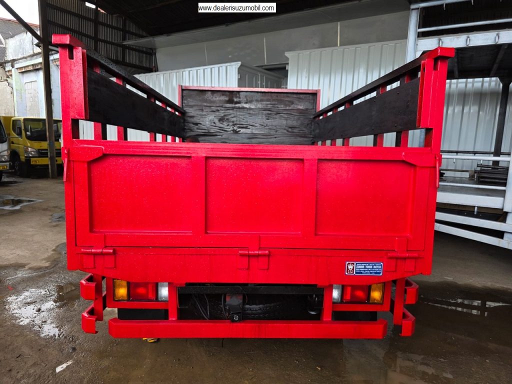 BAK KAYU ISUZU NLR 4 BAN